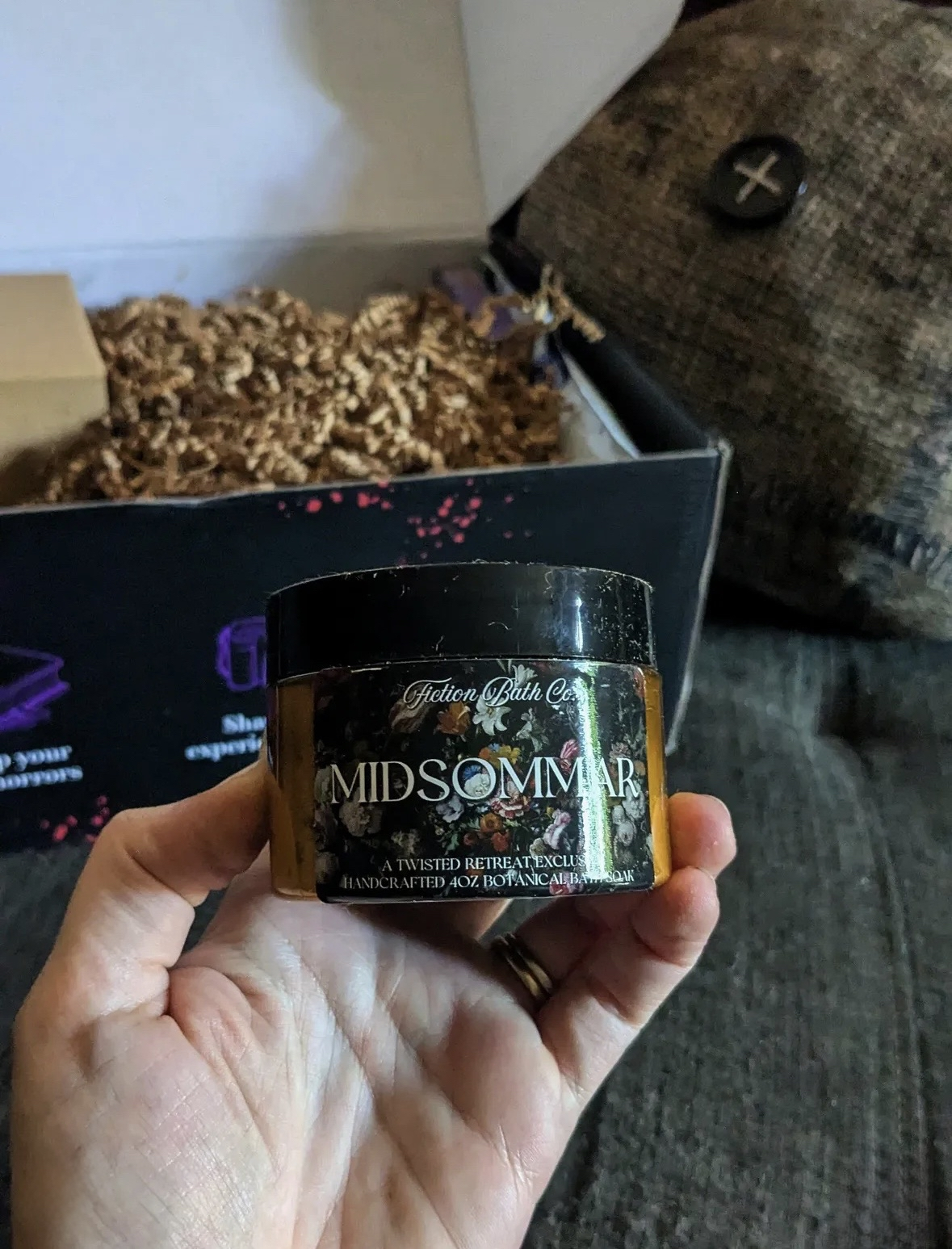 4oz Midsommar Bath Dust by Fiction Bath Co