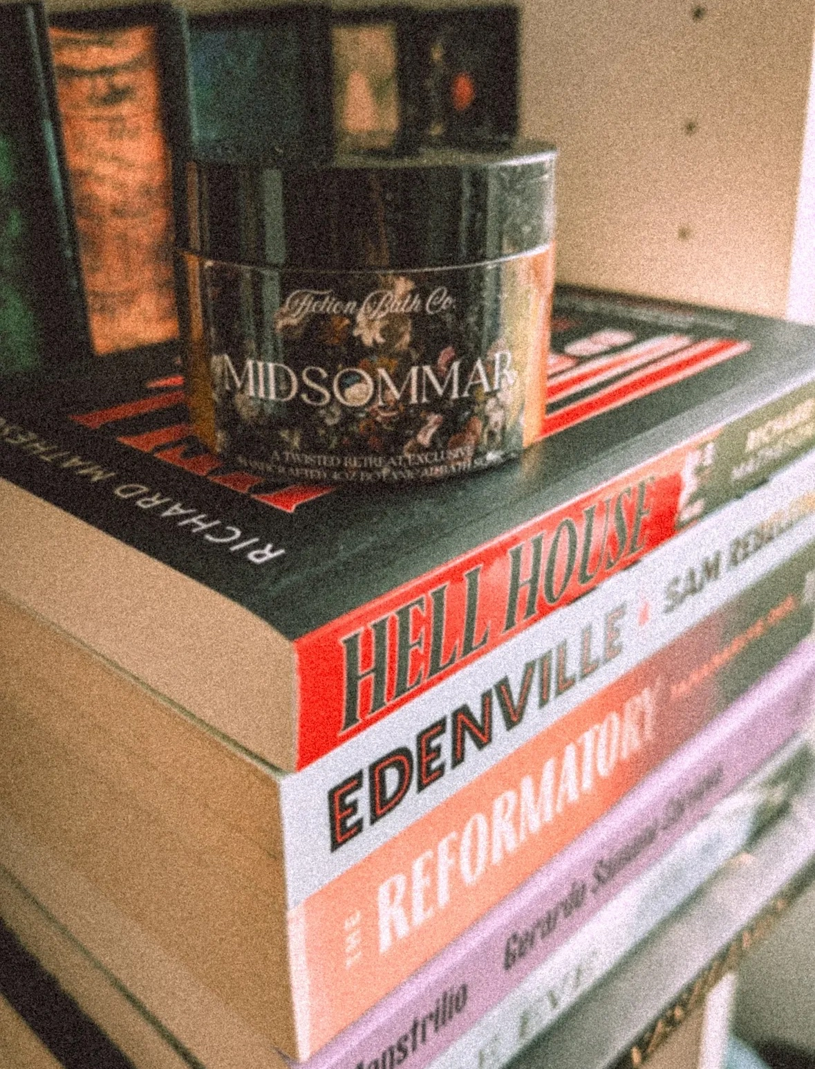 4oz Midsommar Bath Dust by Fiction Bath Co