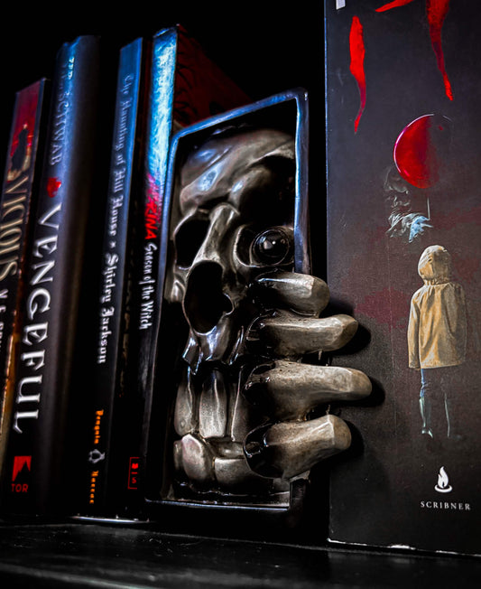Skull Monster Book Nook Bookshelf Divider