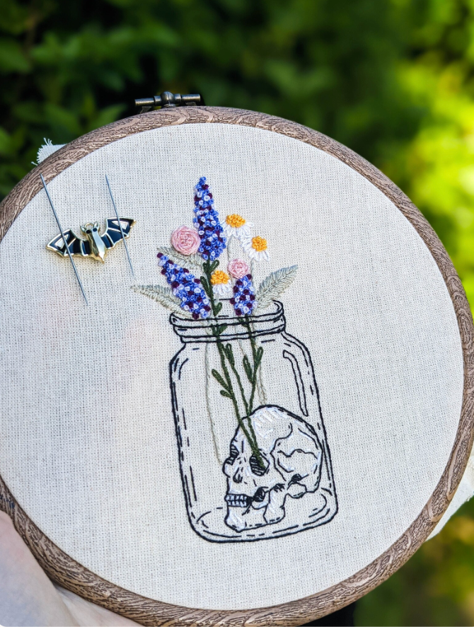 Skull Jar Embroidery Kit - Includes Hoop