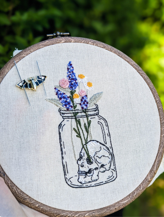 Skull Jar Embroidery Kit - Includes Hoop
